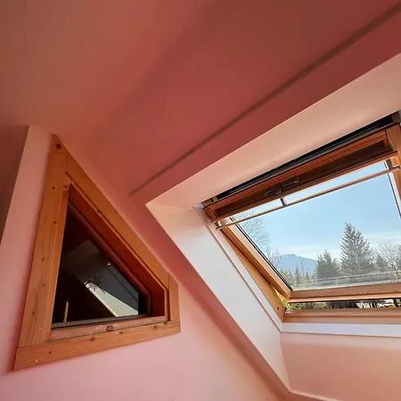 Ferienwohnung, Nahe Dem Faaker Apartmán *