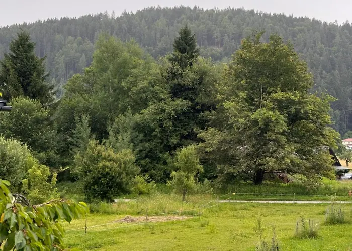 Ferienwohnung, Nahe Dem Faaker Apartman *